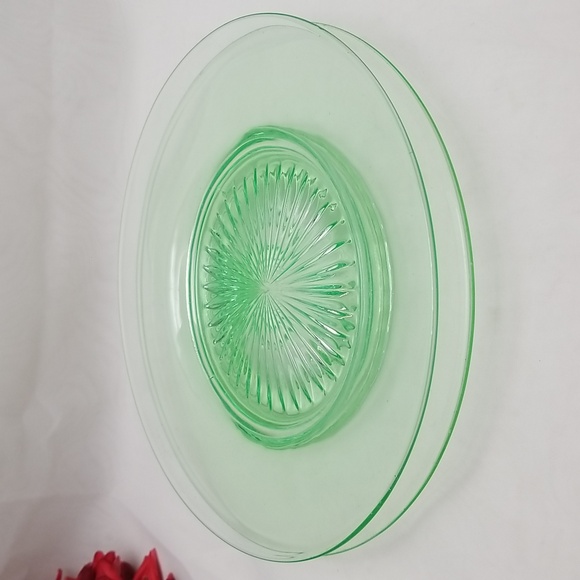 Depression Era Green Uranium Underplates - Picture 6 of 14